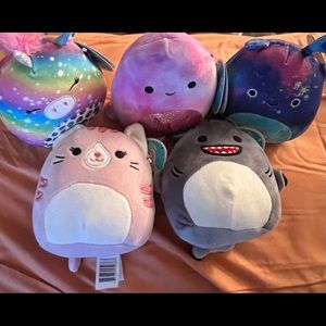 New set of 5 Squishmallow-